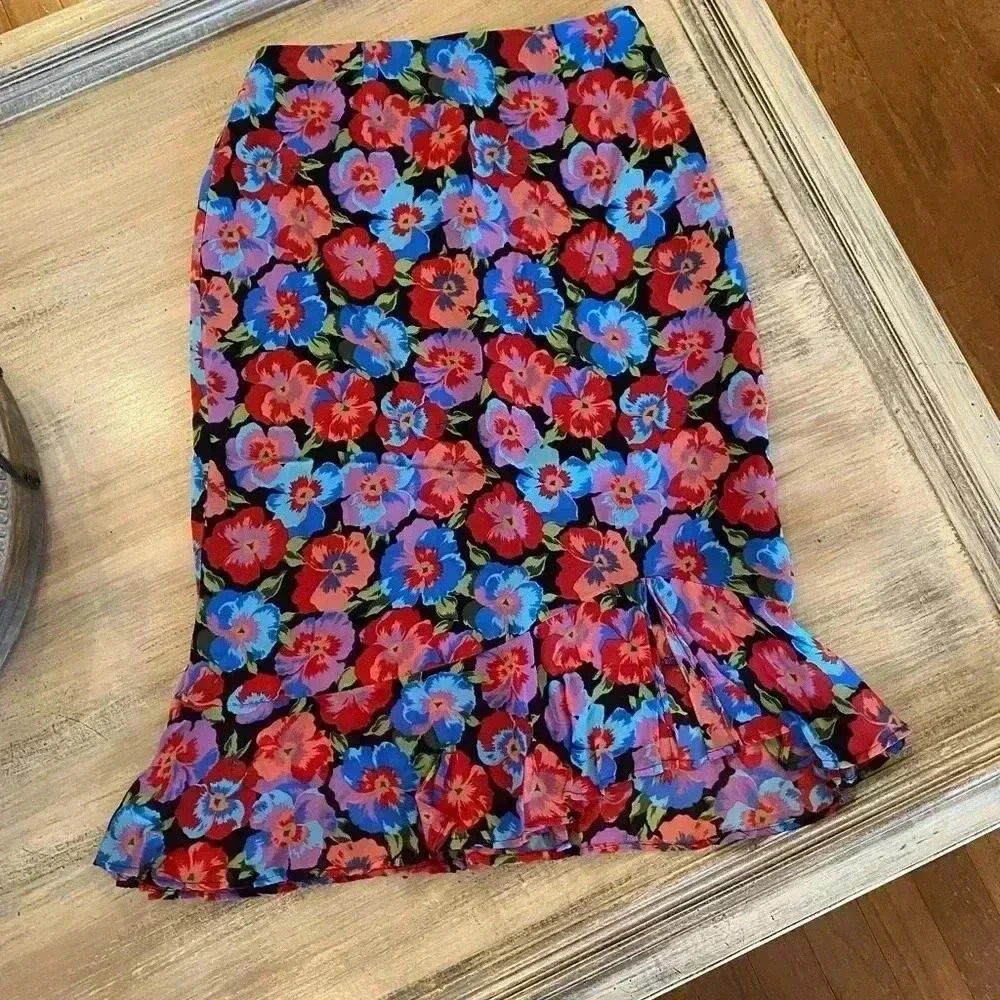 Harold’s floral skirt